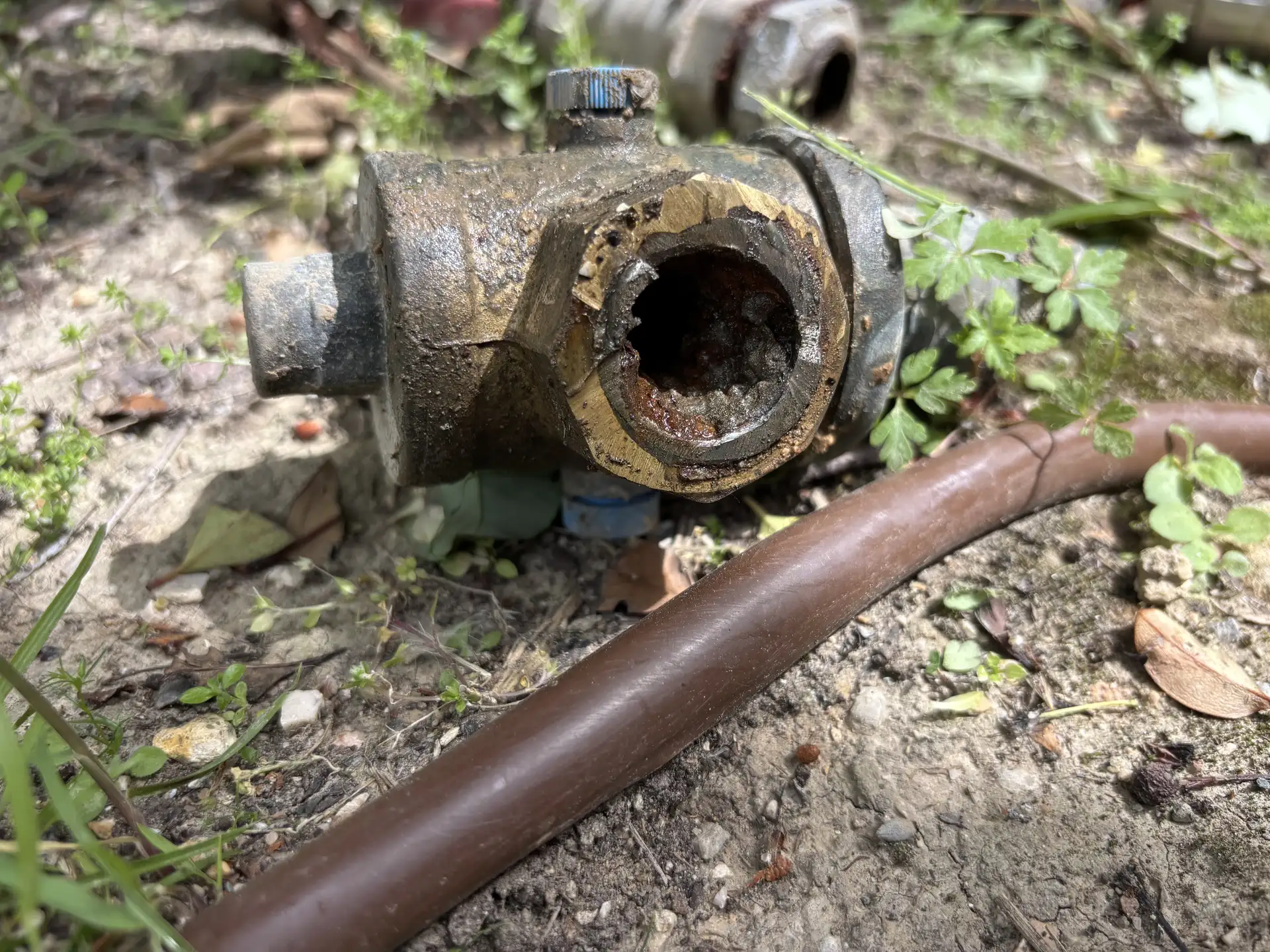 Remise en état pression d'eau froide en urgence résidence Frescoules Vitrolles